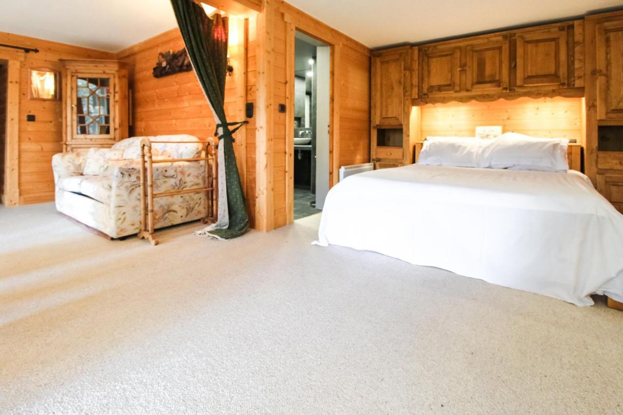 Charming 4-Bed Chalet, Mountain Views, Double Garage, Ev Point Villa Flaine Luaran gambar